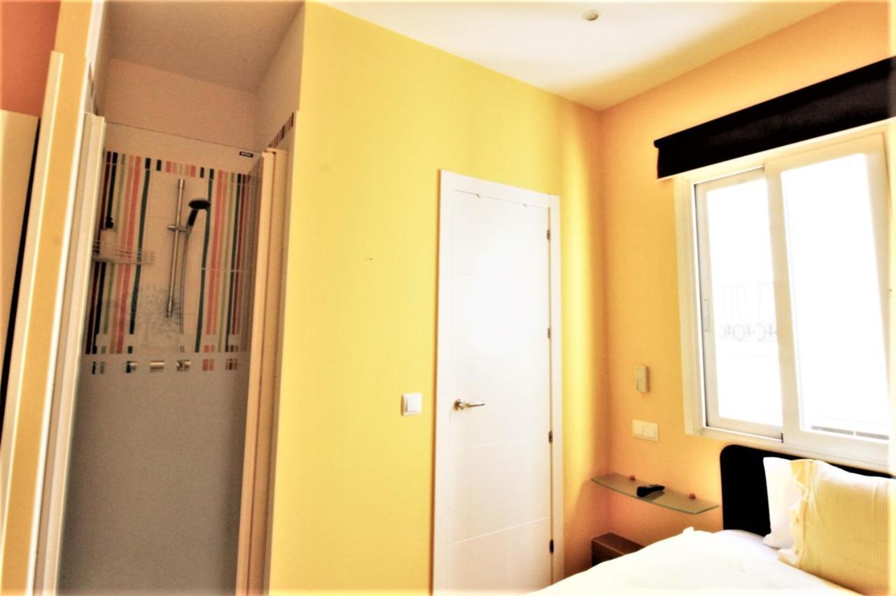 Hostal Arco Iris Madrid Esterno foto