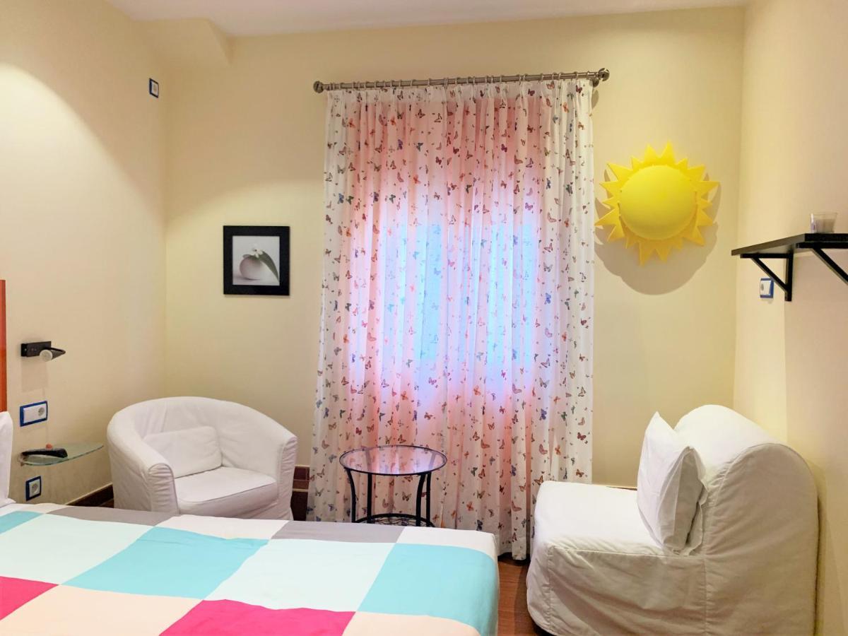 Hostal Arco Iris Madrid Esterno foto